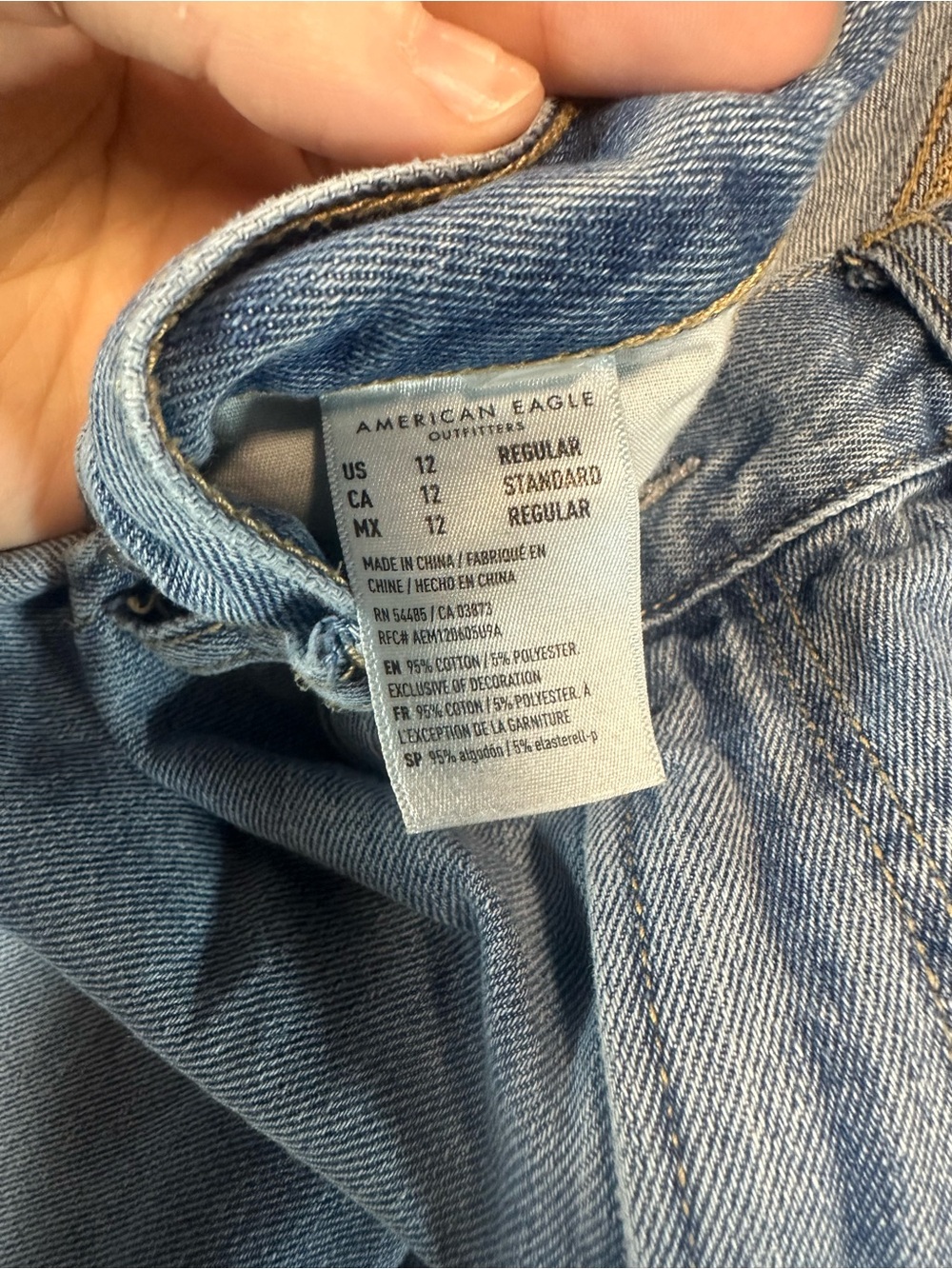 American Eagle Outfitters Light Wash Distressed Straight Women’s Jeans 12 - Picture 4 of 5